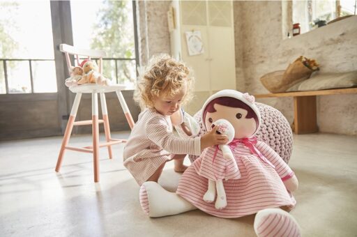 Beneficios que pueden tener las muñecas de tela en niños y niñas