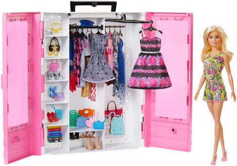 Nueva campaña de Barbie centrada en los beneficios del juego con muñecas